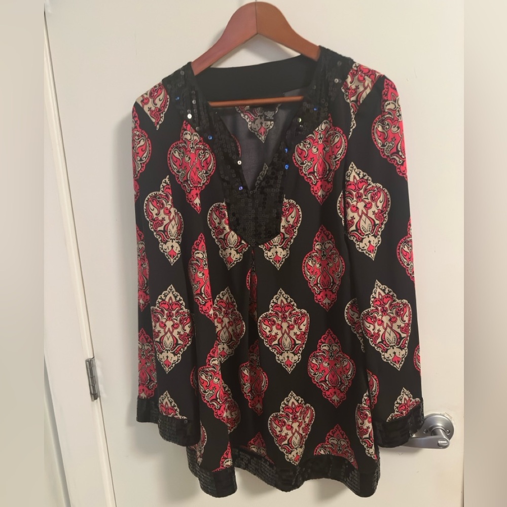 Elegant Black and Red Women's Top